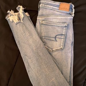 American Eagle Jeans (SIZE 10 REGULAR)
